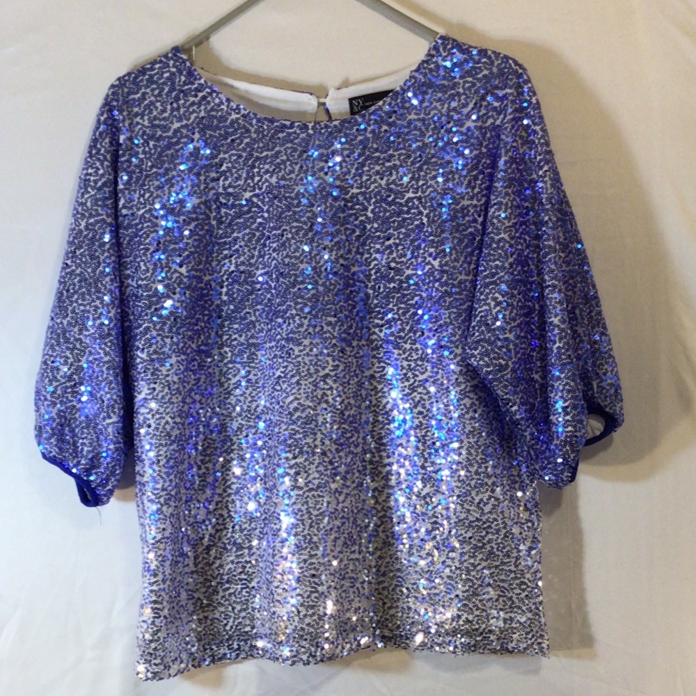 New York and company women’s sequin top blue size Large holiday sparkle glitter